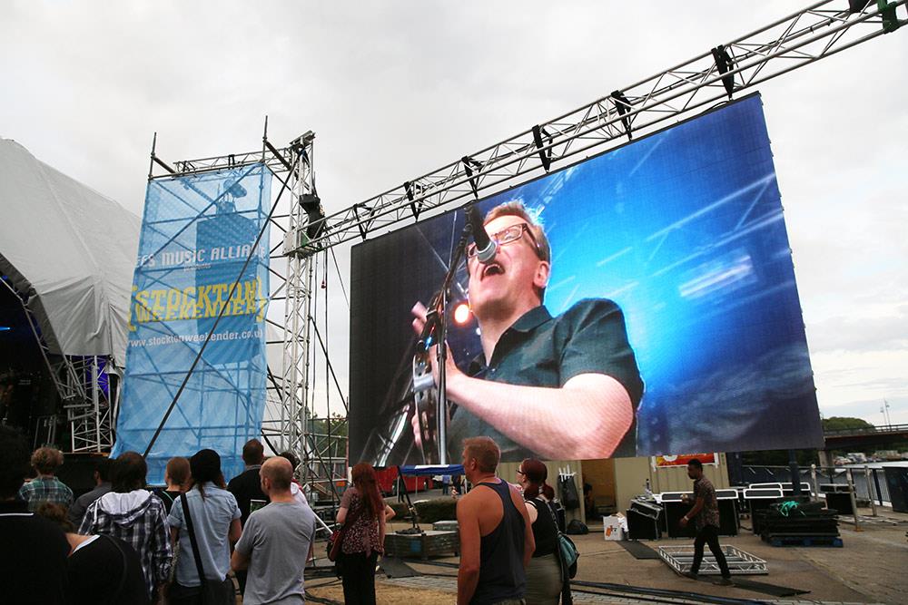 led rental display